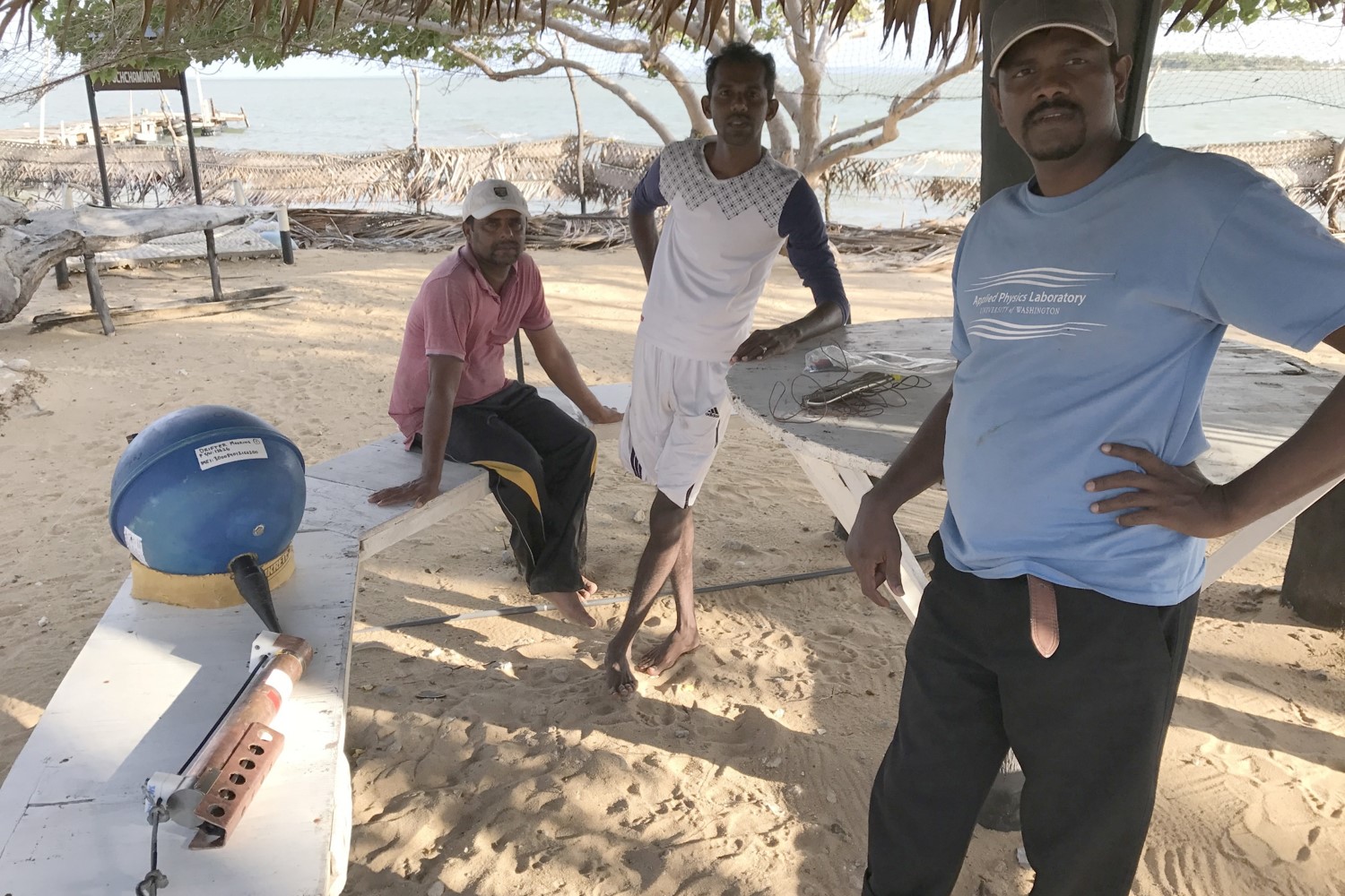 NARA staff prepare to deploy a Mini-Mooring for a pilot project in Puttalam Lagoon, Sri Lanka